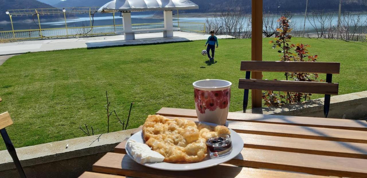 Family Hotel Belvedere Dulgopol Exterior photo