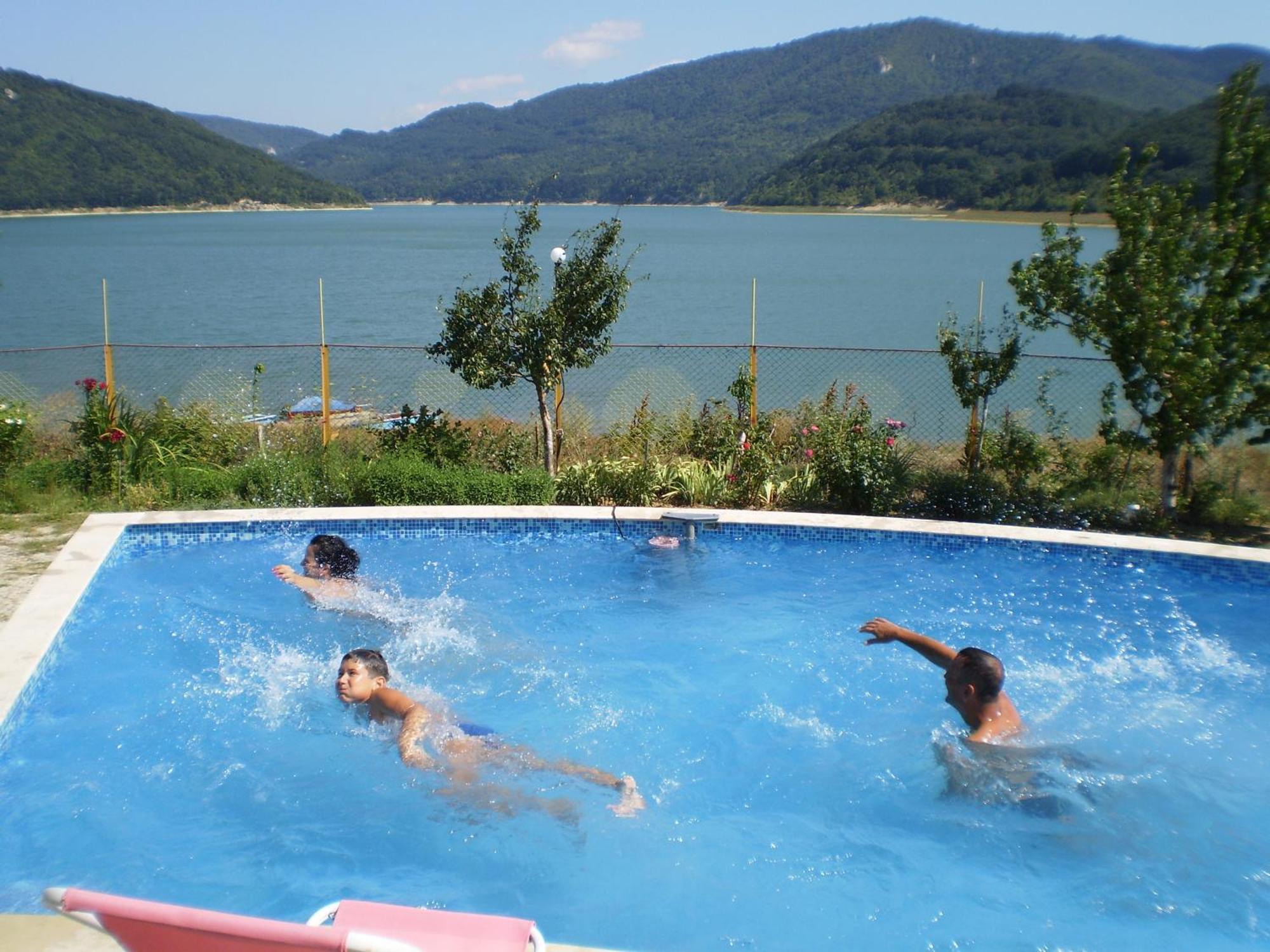 Family Hotel Belvedere Dulgopol Exterior photo